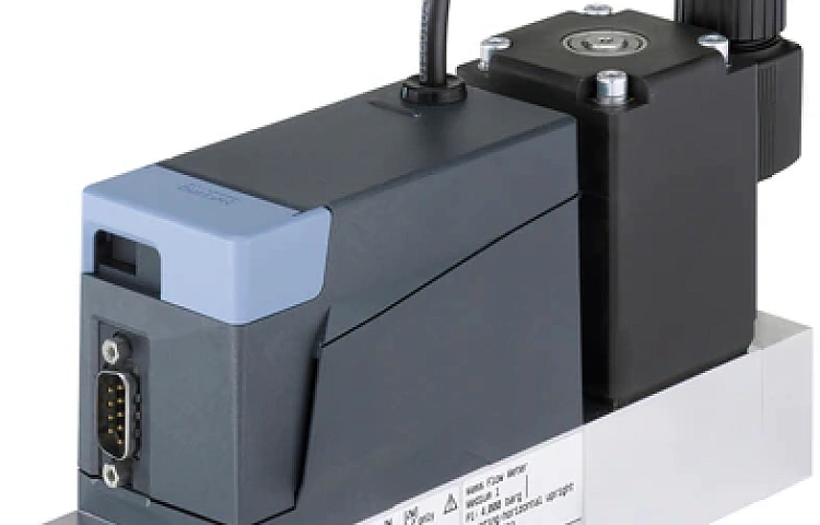 Регулятор массового расхода (MFC)/массовый расходомер (MFM) 8745 для газов Burkert 