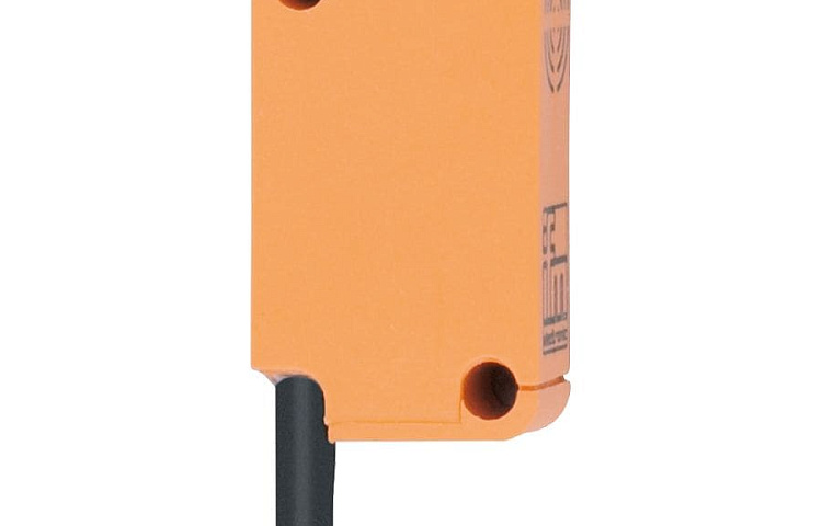 Индуктивный датчик IFM IS5008